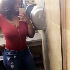 Meet your Posher, Aneesah